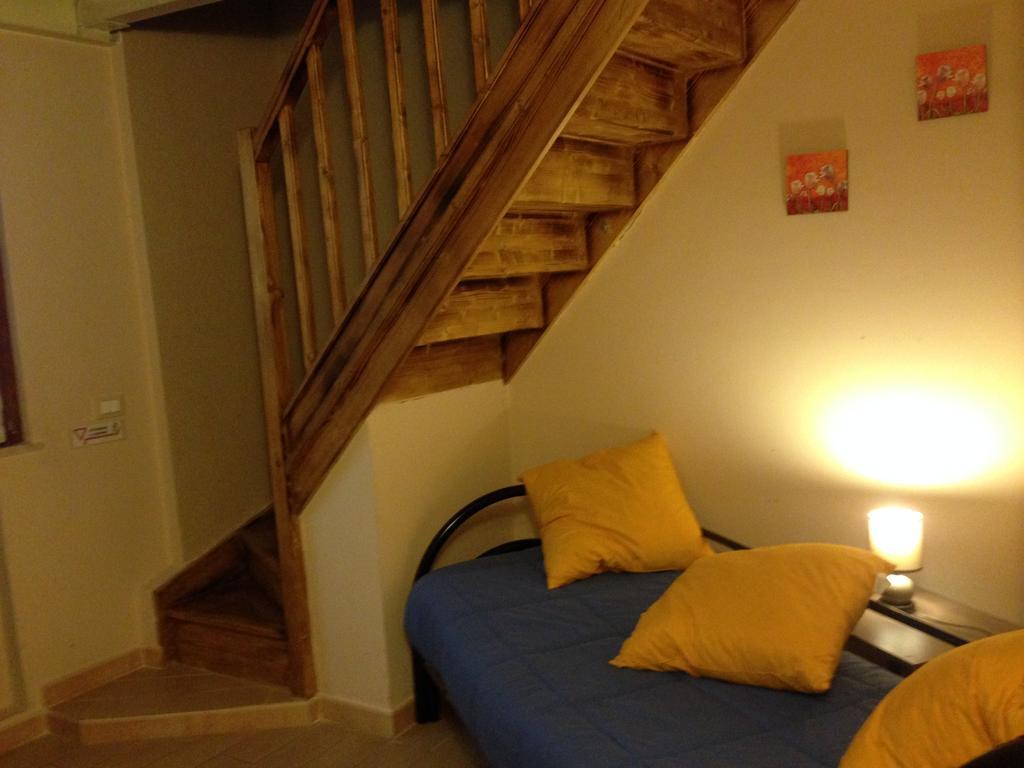 La Chioccia Hotel Valmontone Kamer foto