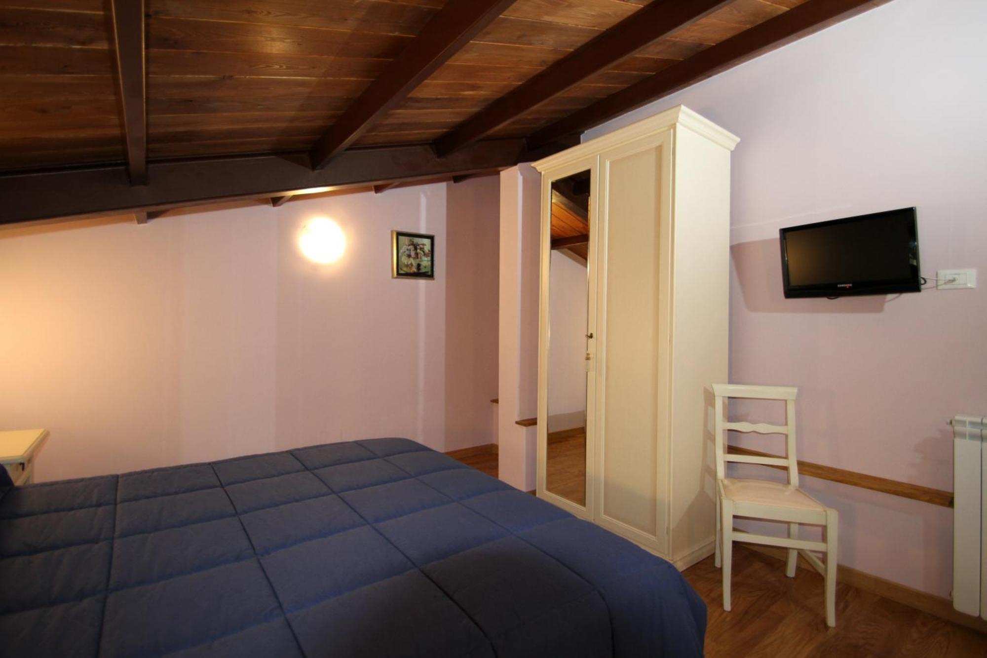 La Chioccia Hotel Valmontone Buitenkant foto